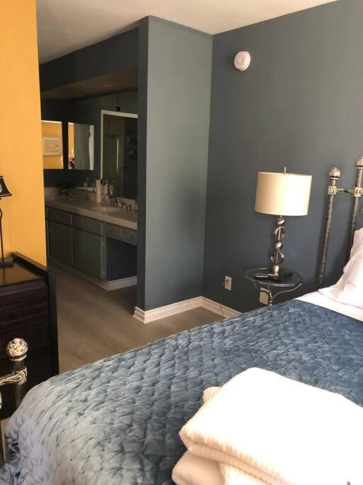 Location West La Spacious With Hottub Apartment *
