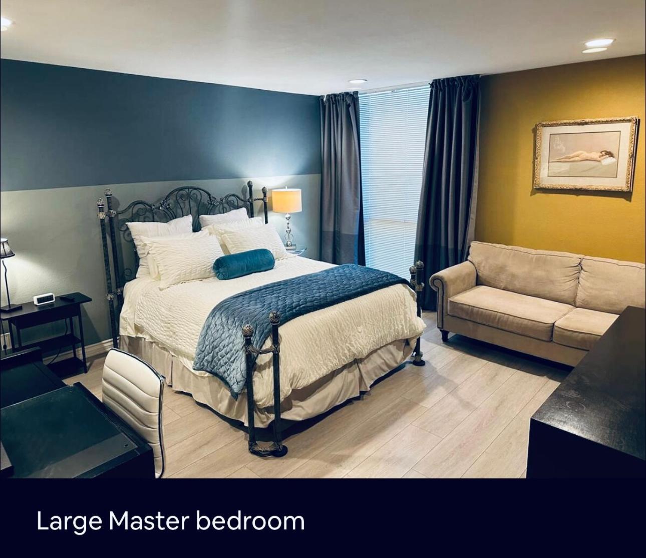 Location West La Spacious With Hottub Los Angeles