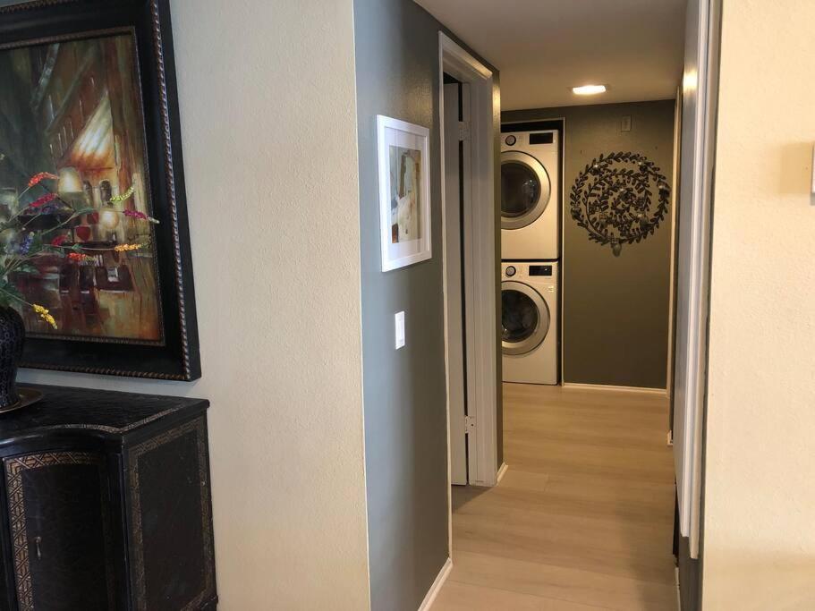 Apartment Location West La Spacious With Hottub *