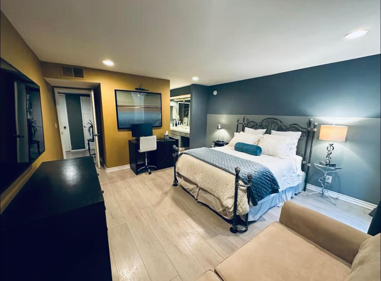 Location West La Spacious With Hottub
